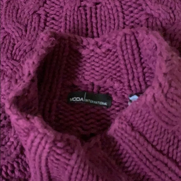 Moda International Maroon turtleneck sweater - Picture 4 of 7